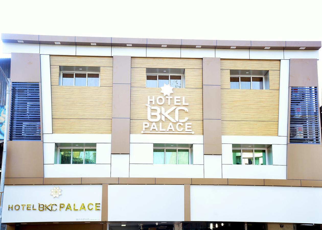 Hotel Bkc Palace Мумбай Екстериор снимка